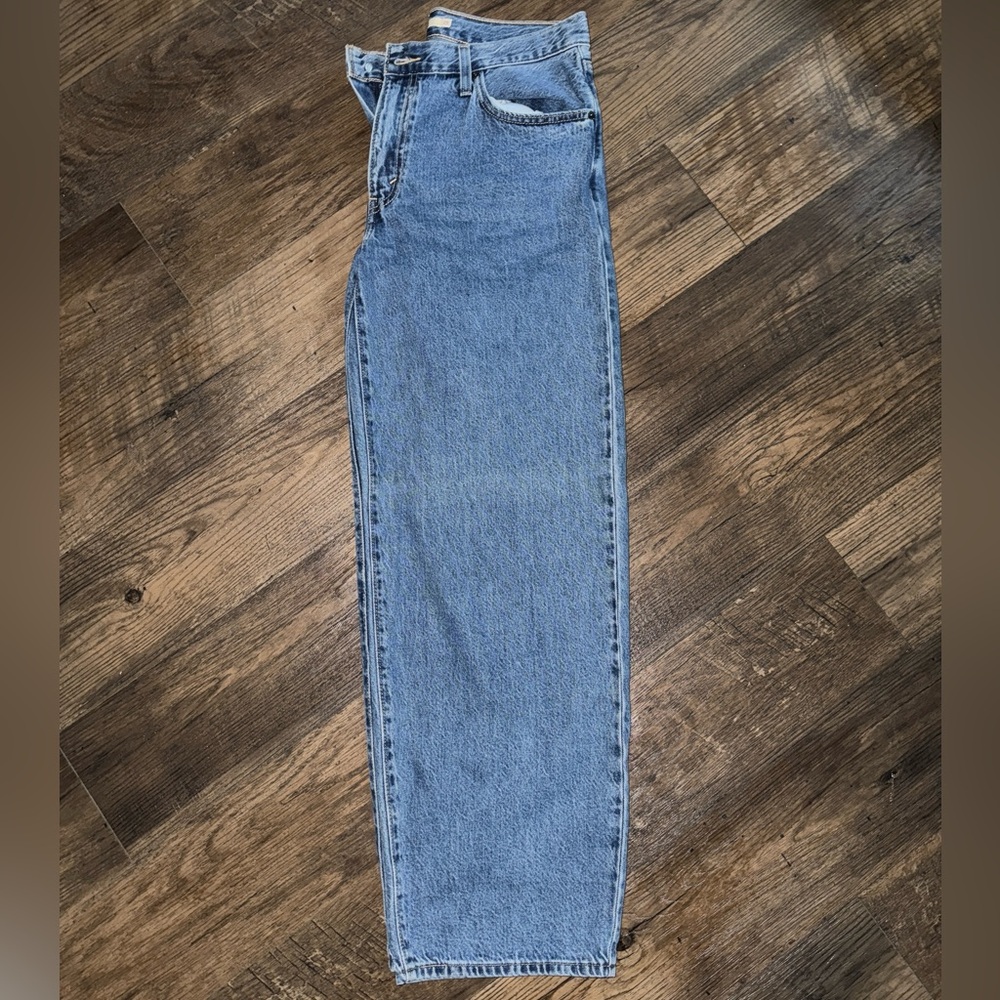 Levi Baggy Dad Jean